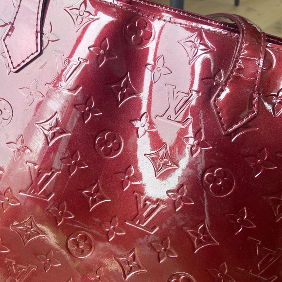LOUIS VUITTON Wilshire GM Monogram Vernis Tote Bag Burgundy - Picture 7 of 12